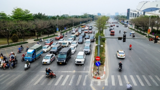 Hà Nội rào chắn nút giao Cổ Linh-Đàm Quang Trung để thi công hầm chui