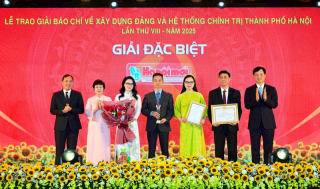 Trao giải báo chí lần thứ VIII về xây dựng Đảng và hệ thống chính trị Hà Nội