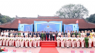 Tuyên dương 10 gương mặt trẻ Công an Thủ đô xuất sắc tiêu biểu năm 2025