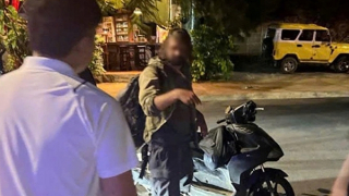 Du khách nước ngoài bỏ chạy hơn 70km thì bị bắt sau khi đâm Công an đang làm nhiệm vụ