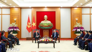 Tổng Bí thư Tô Lâm tiếp Bộ trưởng Bộ Công an Lào