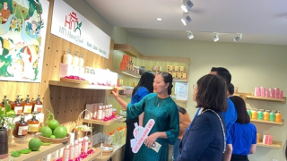 Khai mạc không gian trưng bày, livestream “Sức sống hàng Việt” lần thứ 3