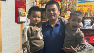 Đại úy Công an kể về thời khắc giật lại mạng sống cho 2 cháu nhỏ giữa hồ nước