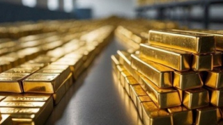 Giá vàng tiếp tục lao dốc