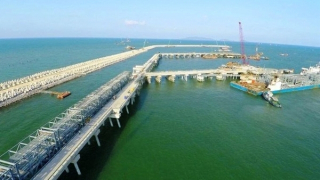 Từ siêu cảng Nghi sơn đến “thành phố sân bay”