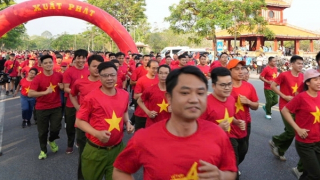 Công an các địa phương tham gia Ngày chạy Olympic vì sức khỏe toàn dân - Vì An ninh Tổ quốc