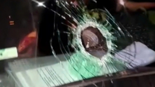 Công an truy lùng đối tượng ném đá vỡ kính xe trên cao tốc Bắc - Nam