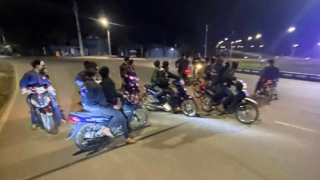 Xử lý nhóm thanh thiếu niên càn quấy giao thông