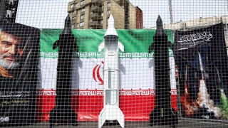 Iran đáp trả tối hậu thư của Mỹ, đe doạ "trả đũa năng lượng"