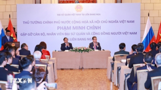 Thủ tướng Phạm Minh Chính gặp gỡ cộng đồng người Việt Nam tại LB Nga