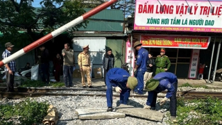 Hà Nội xóa bỏ 16 lối mở tự tạo trên tuyến đường sắt Bắc - Nam