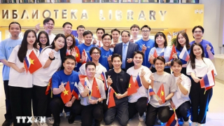 Thủ tướng Phạm Minh Chính thăm đại học hàng đầu của Liên bang Nga