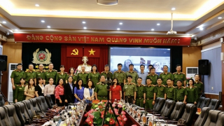 Chia sẻ kinh nghiệm trong phòng, chống tội phạm xâm hại trẻ em trên không gian mạng