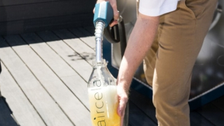 Chạy đua sản xuất xăng dầu, khí đốt  từ… không khí và nước