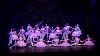 Thế giới cổ tích rực rỡ của “Kẹp hạt dẻ” trên sân khấu Nhà hát Hồ Gươm