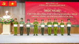 Công an TP Huế tăng cường cải cách hành chính, nâng cao hiệu quả phục vụ nhân dân