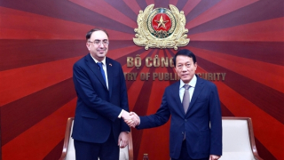 Minister Luong Tam Quang hosts Armenian Ambassador