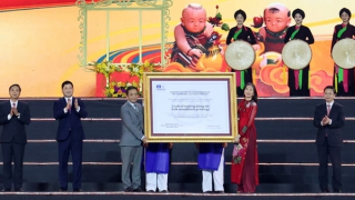 Bắc Ninh đón nhận Bằng UNESCO ghi danh Nghề làm tranh dân gian Đông Hồ