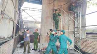 Chung tay xây lại mái ấm cho gia đình bị hoả hoạn nơi vùng biên giới