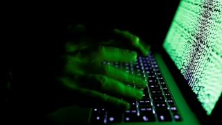 “Bẫy mật ngọt” và mồi nhử vô hình không gian số