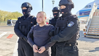 Mắt xích chủ chốt băng nhóm tội phạm Chen Zhi bị dẫn độ về Trung Quốc