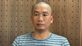 Bắt đối tượng mua bán súng đạn qua mạng xã hội