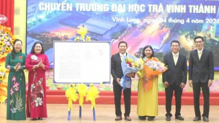 Công bố Quyết định chuyển Trường Đại học Trà Vinh thành Đại học Trà Vinh