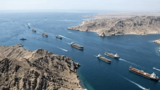 Iran sàng lọc tàu qua Hormuz theo ba nhóm quan hệ