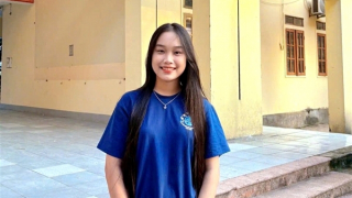 Giấc mơ khoác lên mình màu áo Công an của nữ sinh nghèo trường chuyên