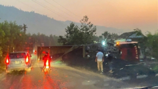 Lại xảy ra tai nạn trên QL49, Huế thí điểm cho xe sơ mi rơ moóc lưu thông ban đêm