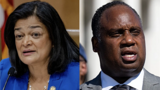 Hai nghị sĩ Mỹ chia sẻ gì trong chuyến thăm năm ngày tới Cuba?