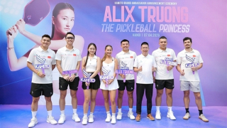 Nàng thơ Pickleball Alix Trương "se duyên" cùng Kamito