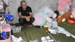 Bắt đối tượng ma túy, thu giữ khẩu súng với đạn đã lên nòng