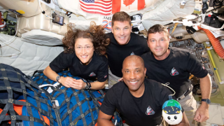 Phi hành đoàn Artemis II sẽ tổ chức họp báo đầu tiên từ không gian