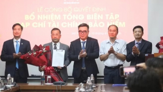 Nhà báo Nguyễn Phong Cầm giữ chức Tổng Biên tập Tạp chí Tài chính Bảo hiểm