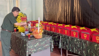 Phát hiện, quy tập 12 hài cốt liệt sĩ trong hang đá