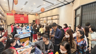 11 doanh nghiệp nộp hồ sơ xin sản xuất vàng miếng, nhập khẩu vàng, giá vàng có "hạ nhiệt"?