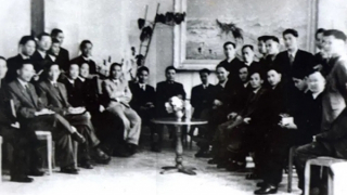 Bài 2: Chặng đường lịch sử vẻ vang qua những giai đoạn cách mạng