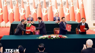 Lễ ký kết một số văn kiện hợp tác tiêu biểu giữa Việt Nam-Trung Quốc