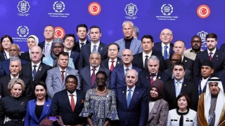 Chủ tịch Quốc hội Trần Thanh Mẫn cùng đoàn Việt Nam dự lễ khai mạc IPU-152