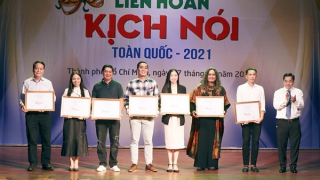 Hoàng Duy Linh - người đi tìm ước mơ cho kịch thiếu nhi