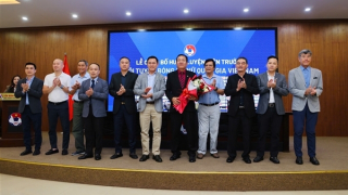 HLV Hoàng Văn Phúc và bài toán kế thừa – nâng tầm ĐT nữ Việt Nam trong giai đoạn mới