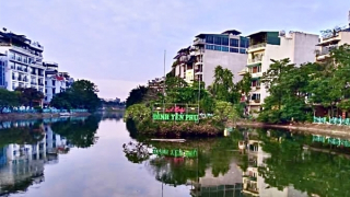 “Lao xao Yên Phụ tiếng hò gọi nhau...”