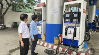 Xử phạt 3 thương nhân đầu mối vi phạm quy định dự trữ xăng dầu