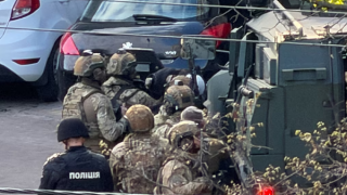 Nổ súng bắt cóc con tin tại Kiev, ít nhất 6 người thiệt mạng