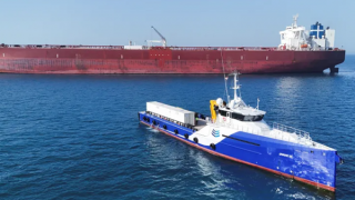 IRGC cảnh báo tấn công bất kỳ tàu thuyền nào đi qua eo biển Hormuz