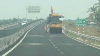 Xử phạt doanh nghiệp vi phạm khi thi công trên cao tốc Cần Thơ - Hậu Giang