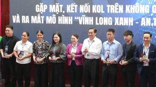 Công an Vĩnh Long tăng cường đấu tranh với thông tin xấu, độc trên không gian mạng