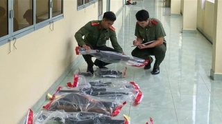 Đề nghị truy tố nhóm 10 bị can mua bán, sử dụng trái phép vũ khí quân dụng