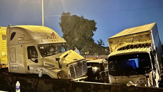 Cảnh sát xuyên đêm giải tỏa ùn ứ do va chạm 6 phương tiện trên cầu Phú Mỹ